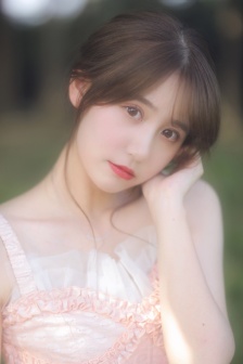 美女的尿口免费